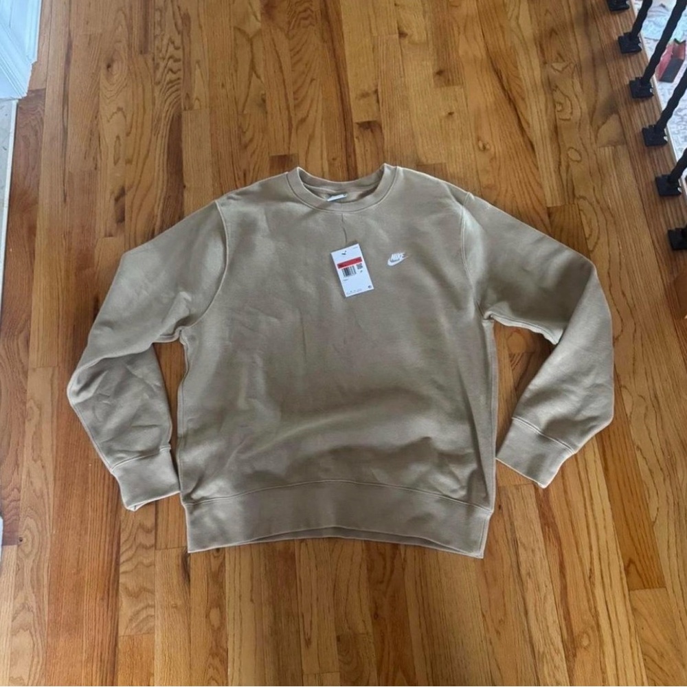 Nike Men's Beige Crewneck Sweater
